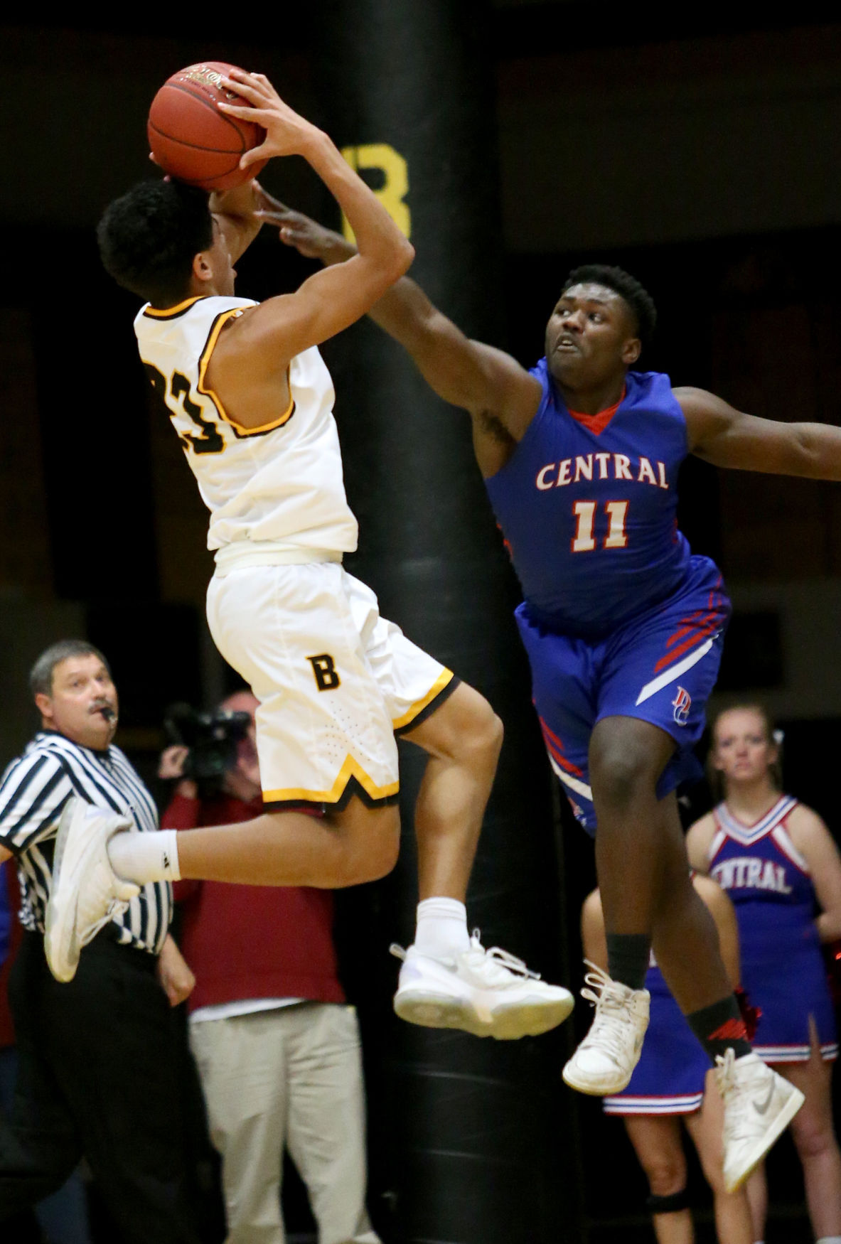 122016-Bett-Cent-boys-BBall-013